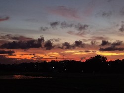 Arti The Sunset Is Beautiful, Isnt It? dalam Bahasa Gaul Perpisahan