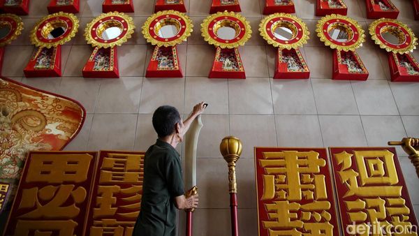 Potret Vihara Amurva Bhumi Jatinegara Bersolek Jelang Imlek
