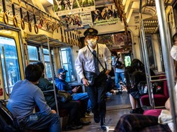 10 Kelakuan Turis Asing yang Bikin Warga Lokal Jepang Bete