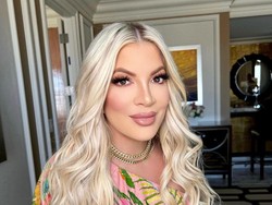 Tori Spelling Dihujat, Hidup Susah di Mobil Karavan Tapi Rutin Filler