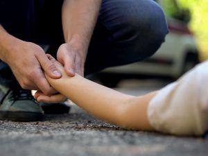 6 Fakta Soal Remaja Tewas Usai Hadang Truk di Bogor 6 Fakta Soal Remaja Tewas Usai Hadang Truk di Bogor