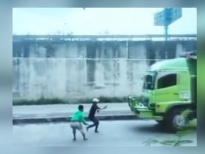 Janji Bocah-bocah di Bogor Tak Lagi Bikin Konten Maut Hadang Truk Janji Bocah-bocah di Bogor Tak Lagi Bikin Konten Maut Hadang Truk