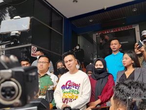 Respons Baim Wong Ditanya Kasus Prank KDRT Respons Baim Wong Ditanya Kasus Prank KDRT