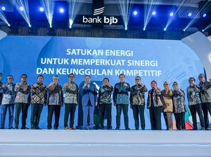 Pesan Ridwan Kamil ke bank bjb buat Hadapi 2023: Gesit Beradaptasi!