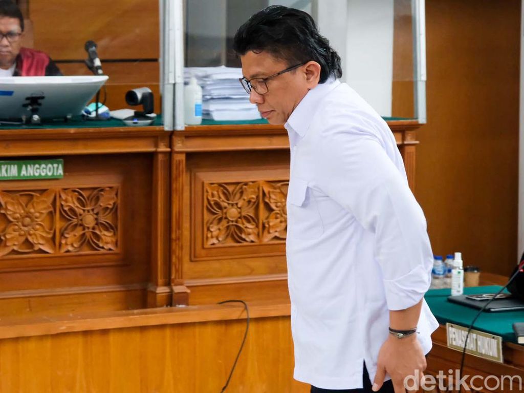 IPW soal Tuntutan Sambo Tak Maksimal: Ada Faktor yang Rumit IPW soal Tuntutan Sambo Tak Maksimal: Ada Faktor yang Rumit