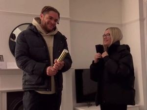 Wanita Ini Bikin Acara Gender Reveal, Reaksi Suami Buta Warna Jadi Viral