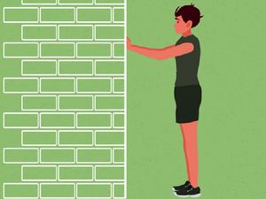 4 Manfaat Kegiatan Mendorong Tembok dan Cara Melakukannya