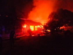 Kebakaran di Kampus USWIM Nabire, Gedung Fisip Ludes Dilalap Api