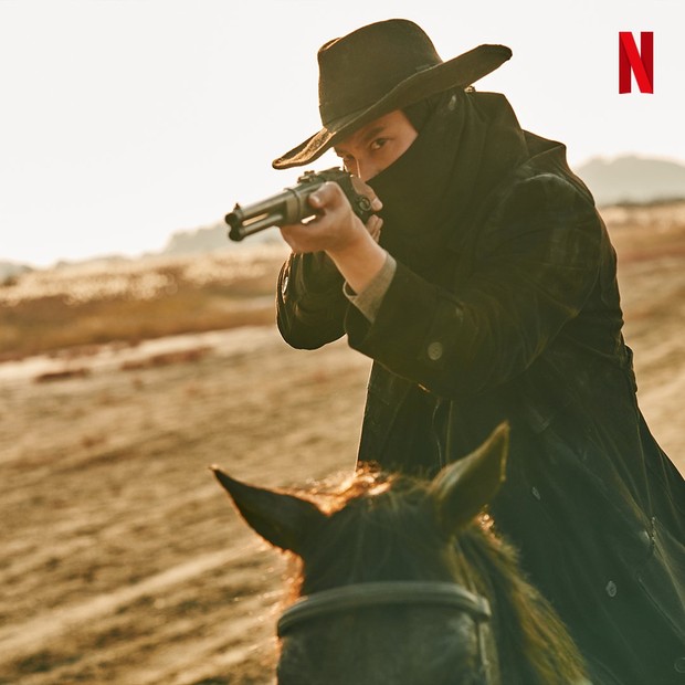 Kim Nam Gil dalam drama Song of the Bandits / Foto : twitter.com/NetflixKR