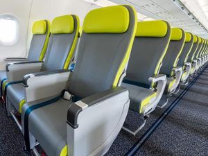 Khawatir Tertular Flu Saat Naik Pesawat? Pilih Kursi Bisa Jadi Solusi