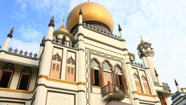 Menjelajah Masjid Sultan Singapura yang Megah dan Bersejarah