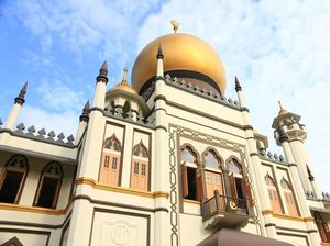 Menjelajah Masjid Sultan Singapura yang Megah dan Bersejarah Menjelajah Masjid Sultan Singapura yang Megah dan Bersejarah