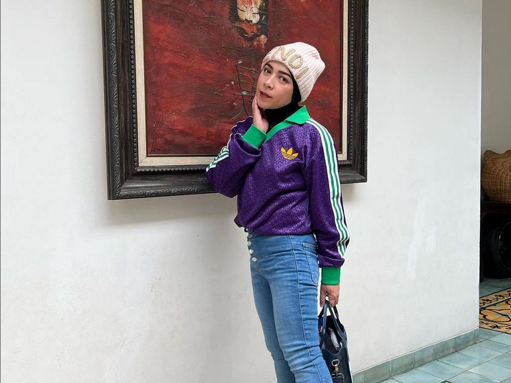 Pangling! Melly Goeslaw Sukses Pangkas 30 Kg usai Bariatrik, Ukuran Baju Jadi XS Pangling! Melly Goeslaw Sukses Pangkas 30 Kg usai Bariatrik, Ukuran Baju Jadi XS
