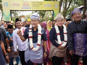 Momen Dua Menteri Ramaikan Ultah Kabupaten Langkat