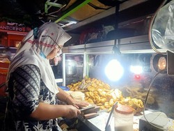 Jeritan Warga Tercekik Kenaikan Harga LPG 3 Kilogram di Bali