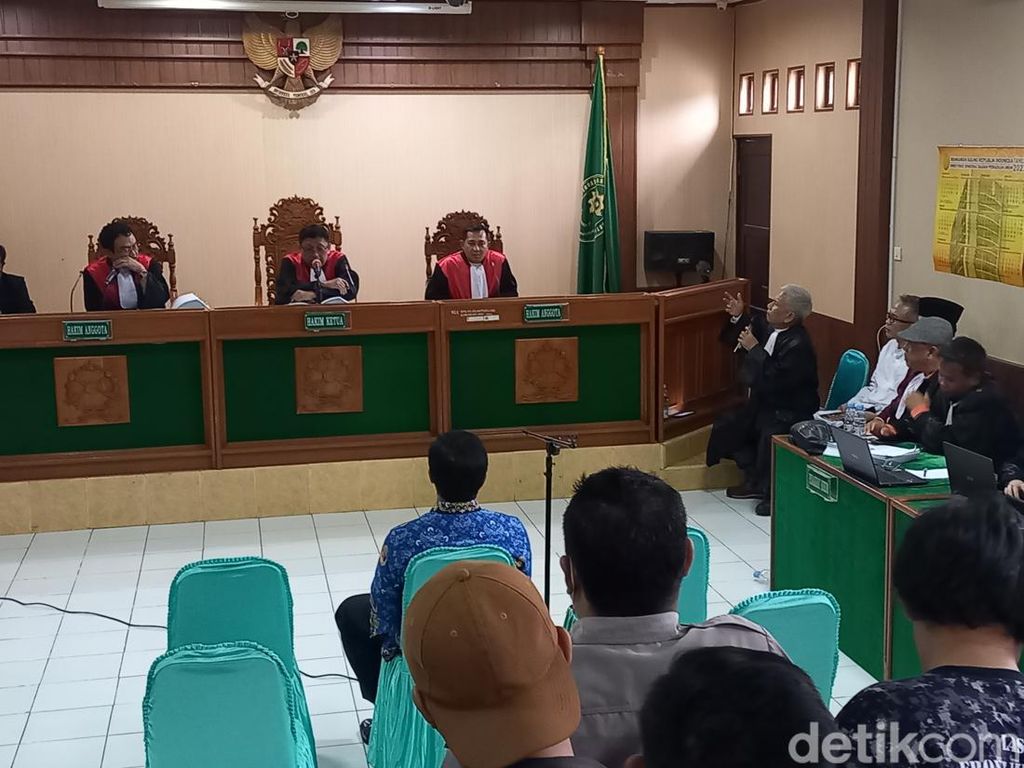Joko Wahyudi Pemilik Ijazah Rp 10 M Jadi Saksi Sidang Bambang Tri