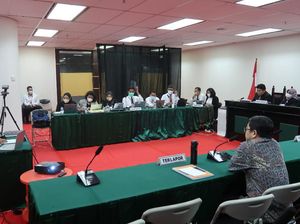 4 Saksi Kasus Migor Kemasan Diperiksa KPPU, Begini Temuannya 4 Saksi Kasus Migor Kemasan Diperiksa KPPU, Begini Temuannya