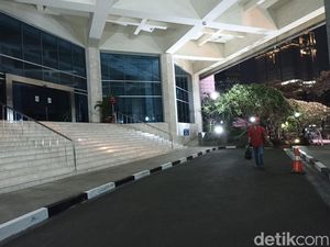 KPK Geledah Ruang Kerja M Taufik di DPRD DKI Jakarta