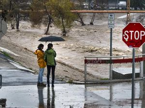 Biden Akan Kunjungi California yang Dilanda Banjir Parah Biden Akan Kunjungi California yang Dilanda Banjir Parah