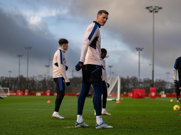 MANCHESTER, ENGLAND - JANUARY 15: (EXCLUSIVE COVERAGE) Wout Weghorst of Manchester United in action during a first team training session at Carrington Training Ground on January 15, 2023 in Manchester, England. (Photo by Ash Donelon/Manchester United via Getty Images)