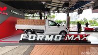 Potret Wuling Formo Max, Penantang Gran Max-Carry dengan Mesin di Depan