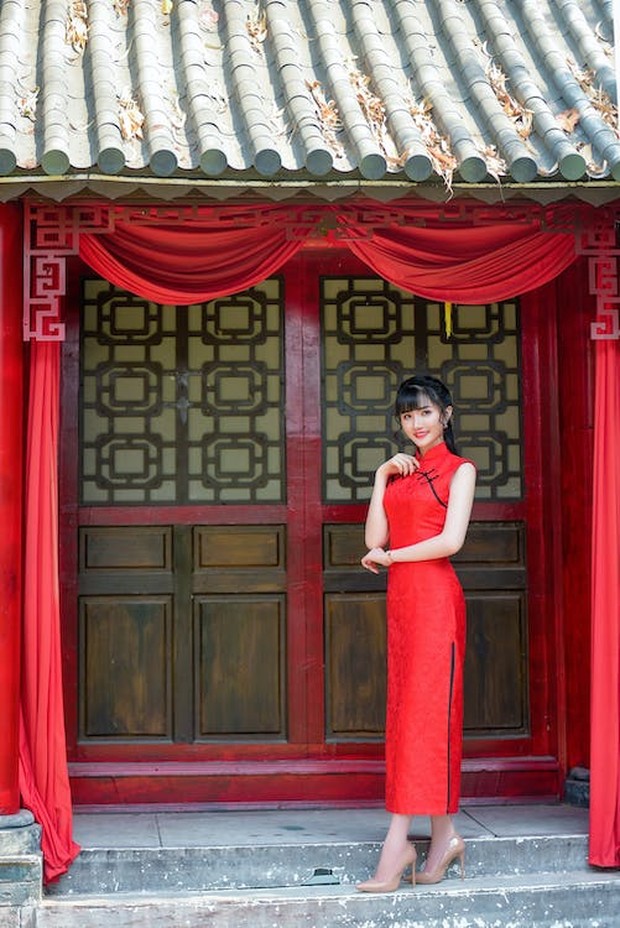 busana saat Chinese New Year/Foto: freepik.com/Sang Tran pilihlah busana dengan warna merah