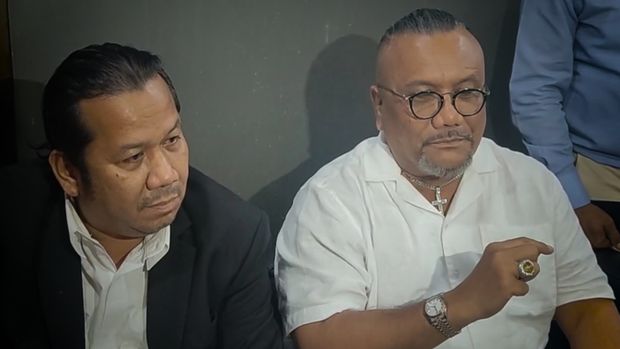 Togar Situmorang, Pengacara CSB