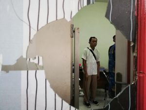 Perusak Kantor Pasar Poncol Kota Pasuruan Tertangkap Perusak Kantor Pasar Poncol Kota Pasuruan Tertangkap