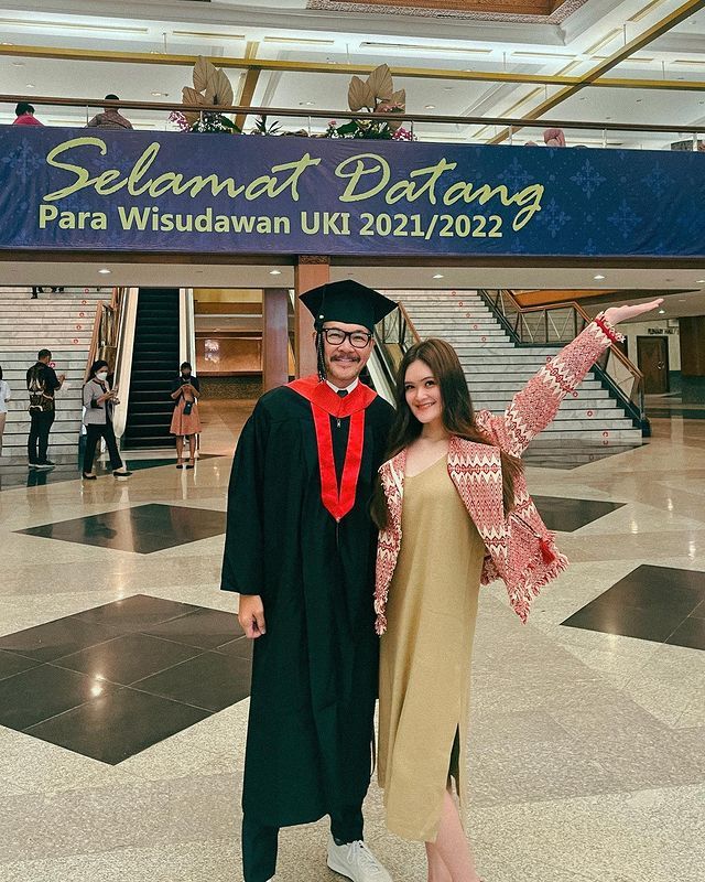 Ferry Salim