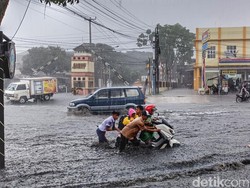 Apa Itu Banjir Cileuncang? Ini Penjelasannya