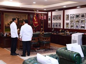 Tanda Tanya Isi Pertemuan Jokowi dan Prabowo di Istana