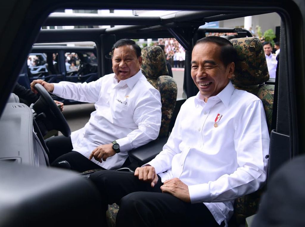 Diajak Jokowi Kemana-mana, Prabowo: Mungkin Mau Didik Saya Diajak Jokowi Kemana-mana, Prabowo: Mungkin Mau Didik Saya