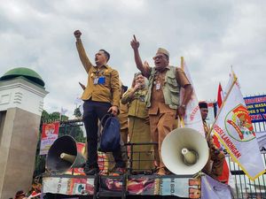 Tolak Perpanjangan Masa Jabatan Kades, ICW Kemukakan Data Korupsi Desa Tolak Perpanjangan Masa Jabatan Kades, ICW Kemukakan Data Korupsi Desa
