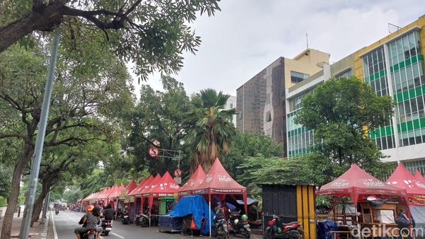Potret Situasi Terkini Kawasan Kuliner Belakang GI yang Dibersihkan