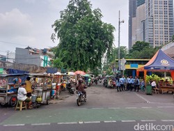 Setelah Sterilisasi Kawasan Kuliner GI, PKL Curhat Omzet Turun