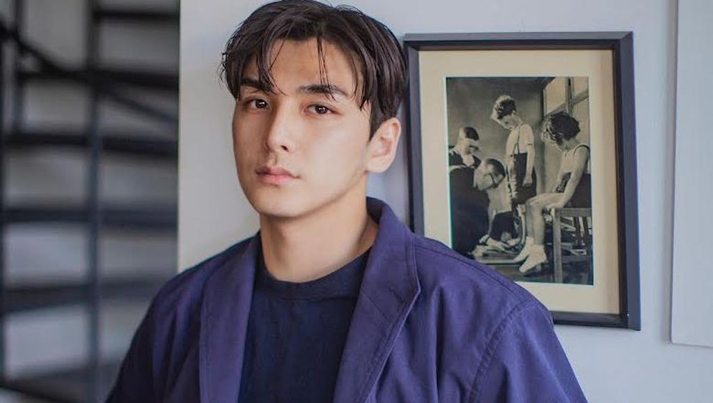 7 Foto Ganteng Kim Sejun, Kontestan Singles Inferno 2 Viral Curi Atensi 7 Foto Ganteng Kim Sejun, Kontestan Singles Inferno 2 Viral Curi Atensi