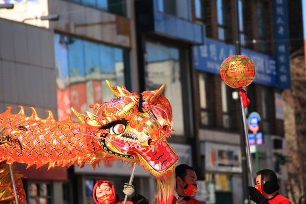 Liong /Foto: unsplash.com/tongsu tarian Liong dipercaya bisa mengusir segala macam roh jahat dan dapat mendatangkan kehidupan yang sejahtera/Foto: unsplash.com/tongsu
