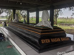 Misteri Kuburan Panjang 6 Meter di Bonang Demak, Makam Siapa?
