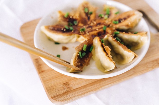 Pangsit. Foto: pexels.com/Anna Tarazevich