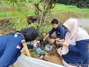 Awas! Mata Air Asin di Ciuyah Sumedang Berbahaya Bagi Ginjal Awas! Mata Air Asin di Ciuyah Sumedang Berbahaya Bagi Ginjal