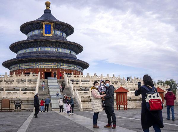 Populasi China Menyusut untuk Pertama Kalinya dalam 60 Tahun, Ada Apa?
