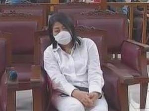Putri Candrawathi Dituntut 8 Tahun Penjara atas Pembunuhan Yosua Putri Candrawathi Dituntut 8 Tahun Penjara atas Pembunuhan Yosua
