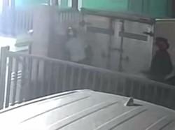 2 Pria Curi Mobil Box Pedagang Bumbu Masak di Deli Serdang