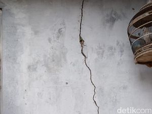 Rumah Retak gegara Proyek Tol Jogja-Bawen, Warga Sleman Tagih Kompensasi