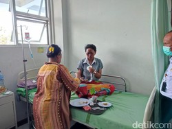 Mata Siswi Ponorogo Kabur hingga Wajah Bengkak gegara HP Meledak