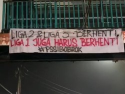 Protes Liga 2 Dihentikan, Suporter PSMS Sebar Spanduk-Poster Ejek PSSI