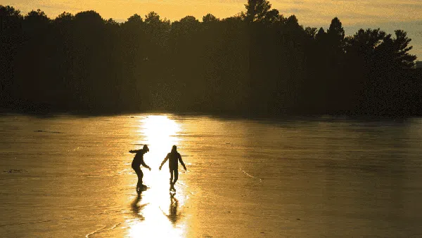 Menikmati Sunrise Paling Menawan di Awal 2023