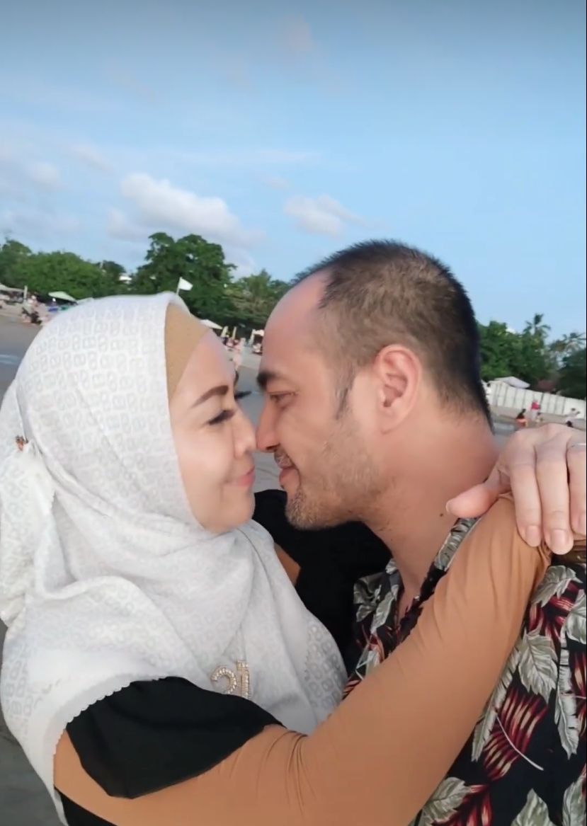 Venna Melinda dan Ferry Irawan Venna Melinda dan Ferry Irawan