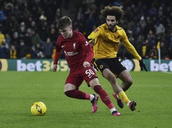 Suara Mendesah Muncul di Tengah Siaran Bola, Broadcaster Minta Maaf