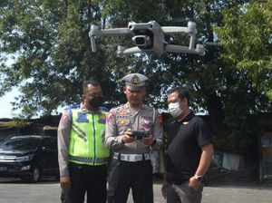 Awas Ketilang! Polda Jateng Uji Coba ETLE Pakai Drone Awas Ketilang! Polda Jateng Uji Coba ETLE Pakai Drone